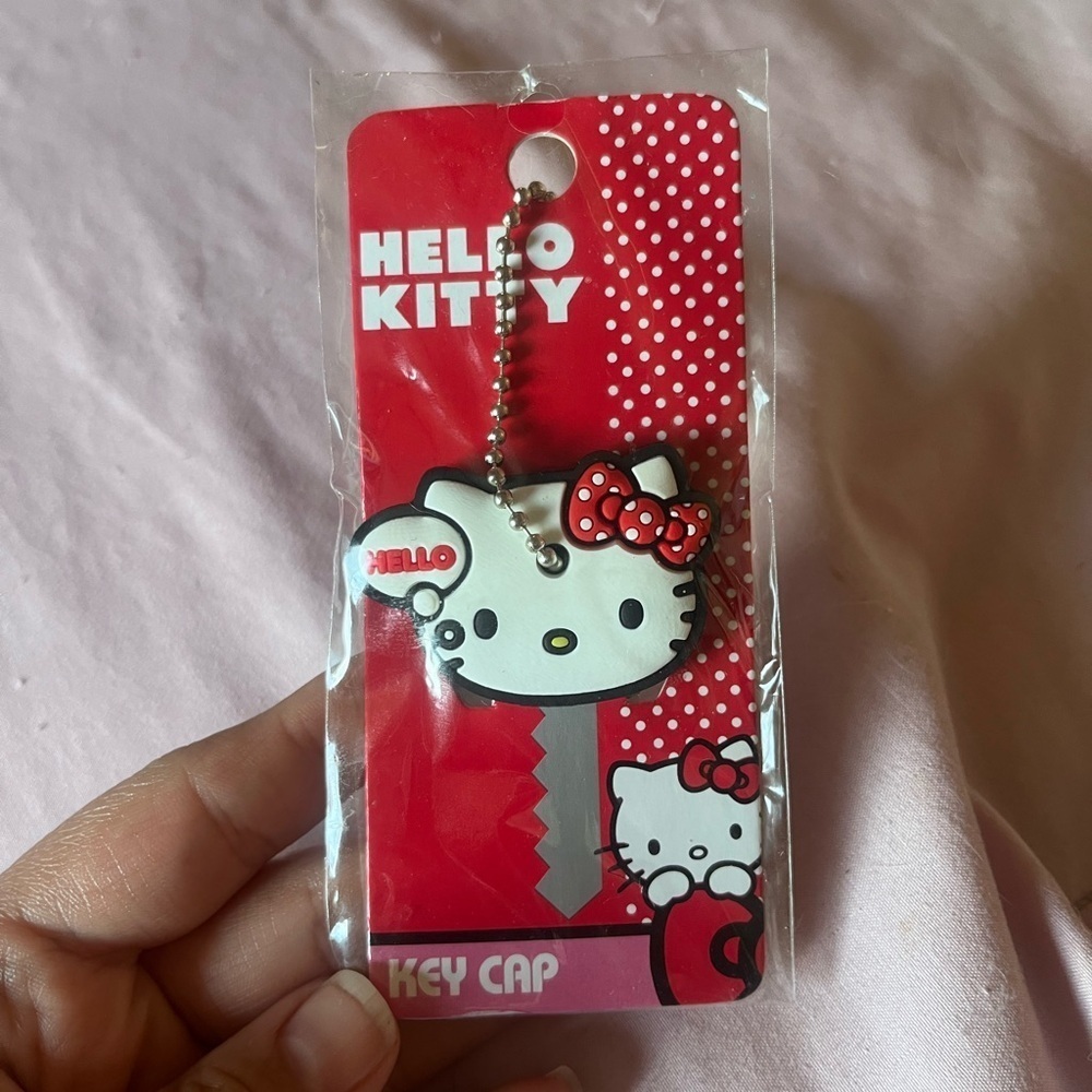 Hello Kitty Keycap